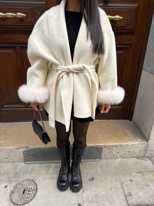 Lumière Flur Coat