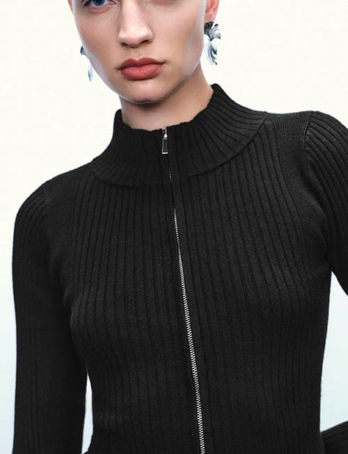 Sleek Zip Top